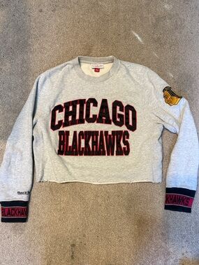 Mitchell & Ness Chicago Blackhawks Crewneck Cut Off Sweatshirt Size S